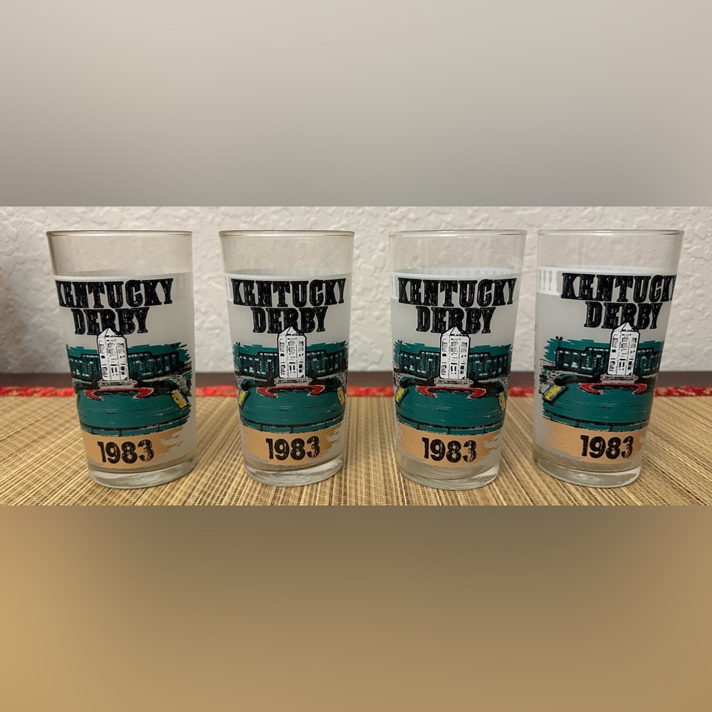 1983 Kentucky Derby Official Mint Julep Glasses Churchill Downs Set of 4 Vintage